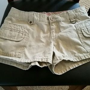 Wicked CUTE ladies cargo shorts!!